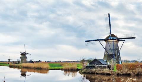 Windmills at Kinderdijk by guide Godfried Schreur
